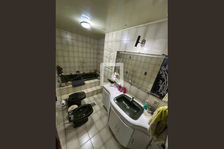 Banheiro Suite de casa à venda com 3 quartos, 180m² em Vila Cloris, Belo Horizonte