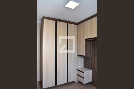 Quarto 1 de apartamento para alugar com 1 quarto, 45m² em Santa Cândida, Curitiba