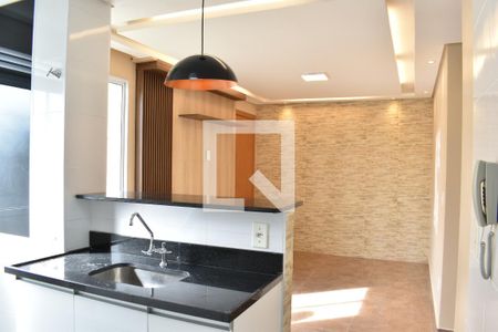 Sala de apartamento para alugar com 1 quarto, 45m² em Santa Cândida, Curitiba