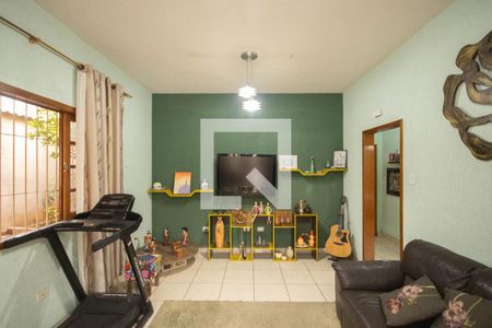 Sala de casa à venda com 2 quartos, 240m² em Parque Edu Chaves, São Paulo