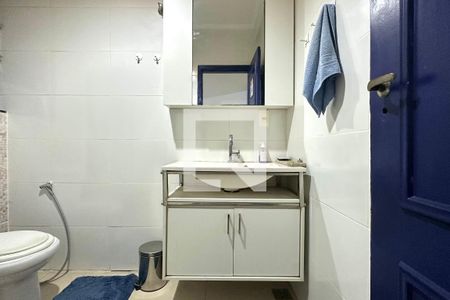 Banheiro Social de apartamento para alugar com 1 quarto, 48m² em Copacabana, Rio de Janeiro