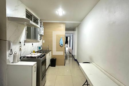 Cozinha de apartamento para alugar com 1 quarto, 48m² em Copacabana, Rio de Janeiro