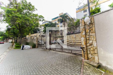 Fachada de apartamento para alugar com 2 quartos, 100m² em Cidade Líder, São Paulo