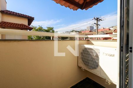 Casa de condomínio à venda com 127m², 3 quartos e 2 vagasSuíte - Varanda