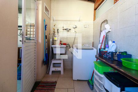 Casa de condomínio à venda com 127m², 3 quartos e 2 vagasÁrea de Serviço