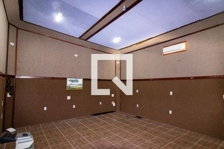 Casa à venda com 3 quartos, 240m² em Parque São Quirino, Campinas