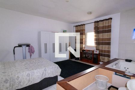 Casa à venda com 3 quartos, 240m² em Parque São Quirino, Campinas