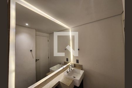 Banheiro de kitnet/studio à venda com 1 quarto, 29m² em Itaim Bibi, São Paulo