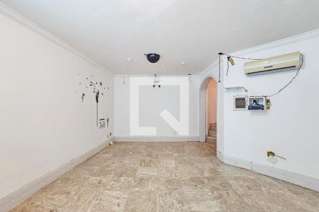 Casa de condomínio para alugar com 403m², 4 quartos e 3 vagas Casa de condomínio para alugar com 403m², 4 quartos e 3 vagasÁrea de Lazer privativa