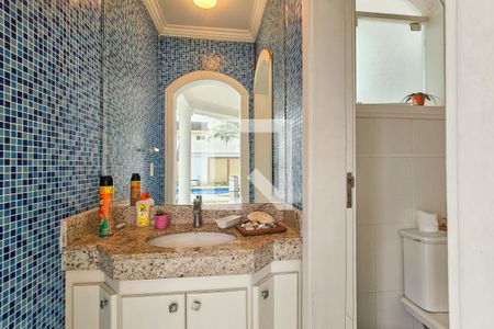 Casa de condomínio para alugar com 403m², 4 quartos e 3 vagas Casa de condomínio para alugar com 403m², 4 quartos e 3 vagasBanheiro 2