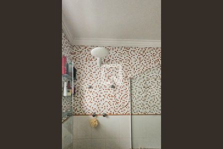 Casa de condomínio para alugar com 403m², 4 quartos e 3 vagas Casa de condomínio para alugar com 403m², 4 quartos e 3 vagasBanheiro da Suíte 3