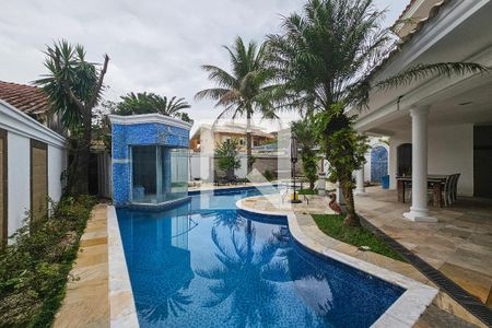 Casa de condomínio para alugar com 403m², 4 quartos e 3 vagas Casa de condomínio para alugar com 403m², 4 quartos e 3 vagasÁrea de Lazer privativa