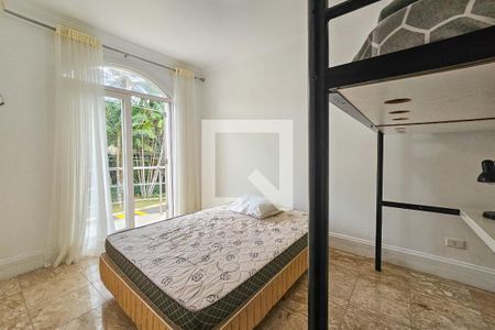 Casa de condomínio para alugar com 403m², 4 quartos e 3 vagas Casa de condomínio para alugar com 403m², 4 quartos e 3 vagasSuíte 4