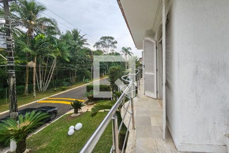 Casa de condomínio para alugar com 403m², 4 quartos e 3 vagas Casa de condomínio para alugar com 403m², 4 quartos e 3 vagasVaranda /Suíte 3