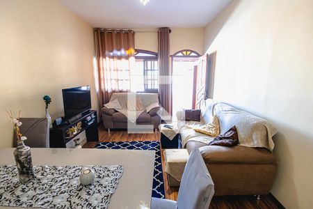 Sala de casa para alugar com 3 quartos, 112m² em Santa Monica, Belo Horizonte