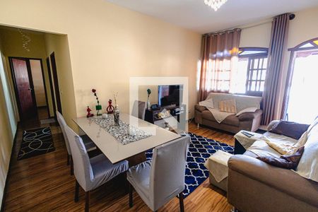 Sala de casa para alugar com 3 quartos, 112m² em Santa Monica, Belo Horizonte