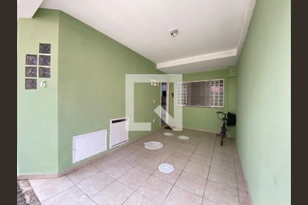 Garagem de casa à venda com 3 quartos, 140m² em Cachambi, Rio de Janeiro