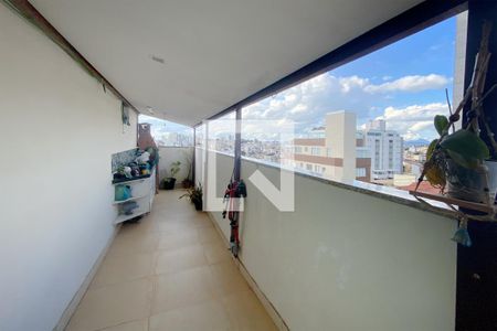 Varanda de apartamento à venda com 3 quartos, 177m² em Sagrada Família, Belo Horizonte