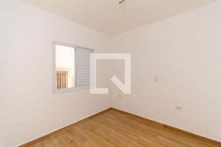 Quarto 2 de apartamento para alugar com 2 quartos, 46m² em Vila Lucia, São Paulo