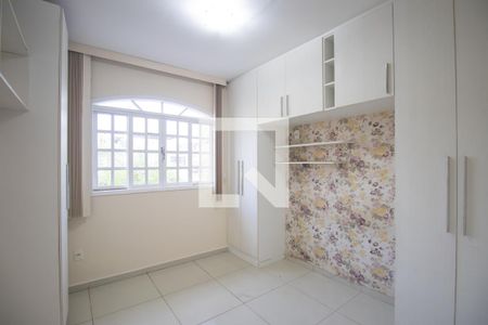 Quarto 1 de casa para alugar com 3 quartos, 200m² em Porto da Pedra, São Gonçalo