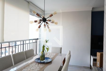 Varanda  de apartamento à venda com 2 quartos, 65m² em Vila Bertioga, São Paulo