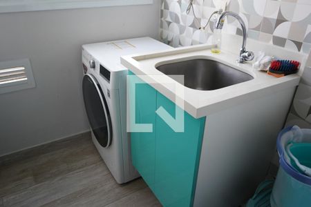 Área de Serviço de apartamento à venda com 2 quartos, 65m² em Vila Bertioga, São Paulo