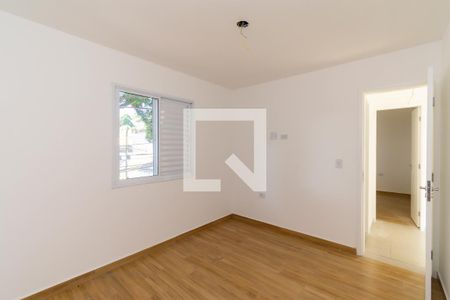 Quarto 2 de apartamento para alugar com 2 quartos, 47m² em Vila Lucia, São Paulo
