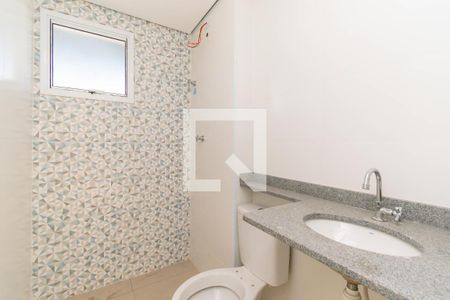 Banheiro de apartamento à venda com 2 quartos, 47m² em Vila Lucia, São Paulo