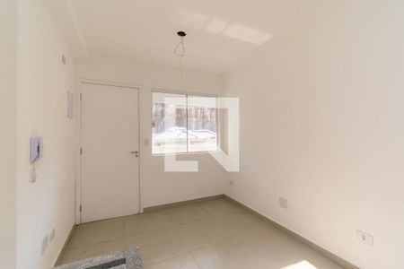 Sala/Cozinha de apartamento para alugar com 2 quartos, 37m² em Vila Lucia, São Paulo