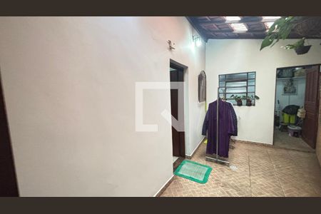Quintal de casa à venda com 4 quartos, 255m² em Jardim do Estádio, Santo André