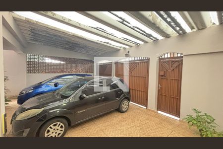 Garagem de casa à venda com 4 quartos, 255m² em Jardim do Estádio, Santo André