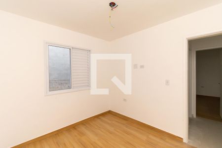 Quarto 2 de apartamento para alugar com 2 quartos, 47m² em Vila Lucia, São Paulo
