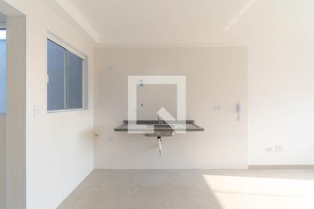 Cozinha de apartamento para alugar com 2 quartos, 47m² em Vila Lucia, São Paulo