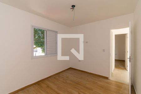 Quarto 2 de apartamento para alugar com 2 quartos, 47m² em Vila Lucia, São Paulo