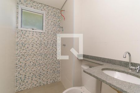 Banheiro de apartamento para alugar com 2 quartos, 47m² em Vila Lucia, São Paulo