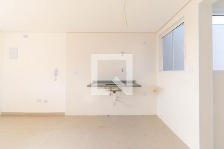 Cozinha de apartamento para alugar com 2 quartos, 37m² em Vila Lucia, São Paulo