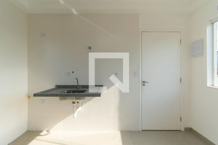 Cozinha de apartamento para alugar com 2 quartos, 47m² em Vila Lucia, São Paulo