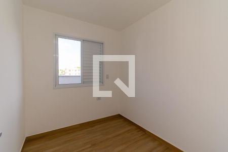 Quarto 1 de apartamento para alugar com 2 quartos, 47m² em Vila Lucia, São Paulo