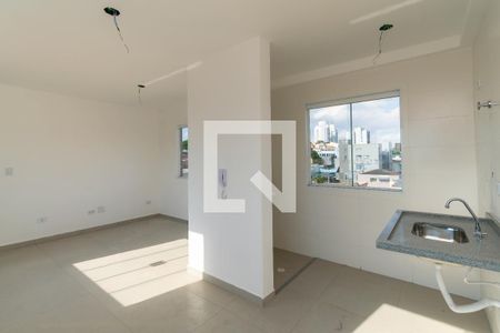 Cozinha de apartamento para alugar com 2 quartos, 47m² em Vila Lucia, São Paulo