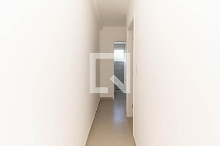 Corredor de apartamento para alugar com 2 quartos, 47m² em Vila Lucia, São Paulo