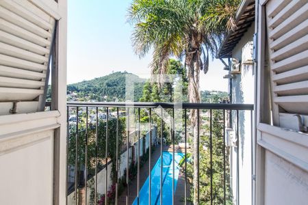 Varanda de casa de condomínio à venda com 4 quartos, 800m² em Alphaville, Santana de Parnaíba