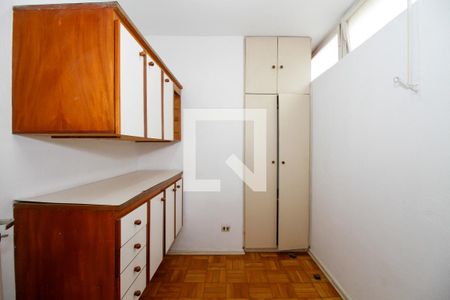 Quarto de Serviço de apartamento para alugar com 3 quartos, 165m² em Cerqueira César, São Paulo