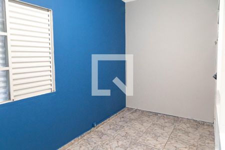 Quarto 2 de apartamento para alugar com 2 quartos, 51m² em Parque Renato Maia, Guarulhos