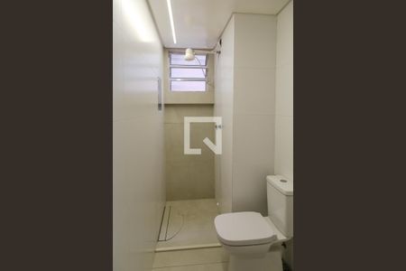 Banheiro de apartamento para alugar com 2 quartos, 51m² em Parque Renato Maia, Guarulhos