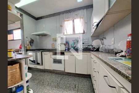 Cozinha de apartamento à venda com 4 quartos, 187m² em Buritis, Belo Horizonte
