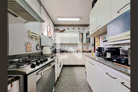Cozinha de apartamento à venda com 4 quartos, 187m² em Buritis, Belo Horizonte