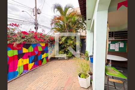 Área Externa de casa à venda com 3 quartos, 250m² em Santa Cruz Industrial, Contagem