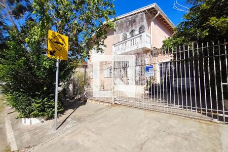 Fachada de casa à venda com 3 quartos, 230m² em Cidade Jardim, Campinas