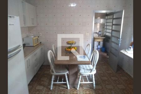 Casa à venda com 3 quartos, 132m² em Jardim Aricanduva, São Paulo