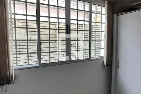 Casa à venda com 4 quartos, 250m² em Vila Dom Pedro I, São Paulo